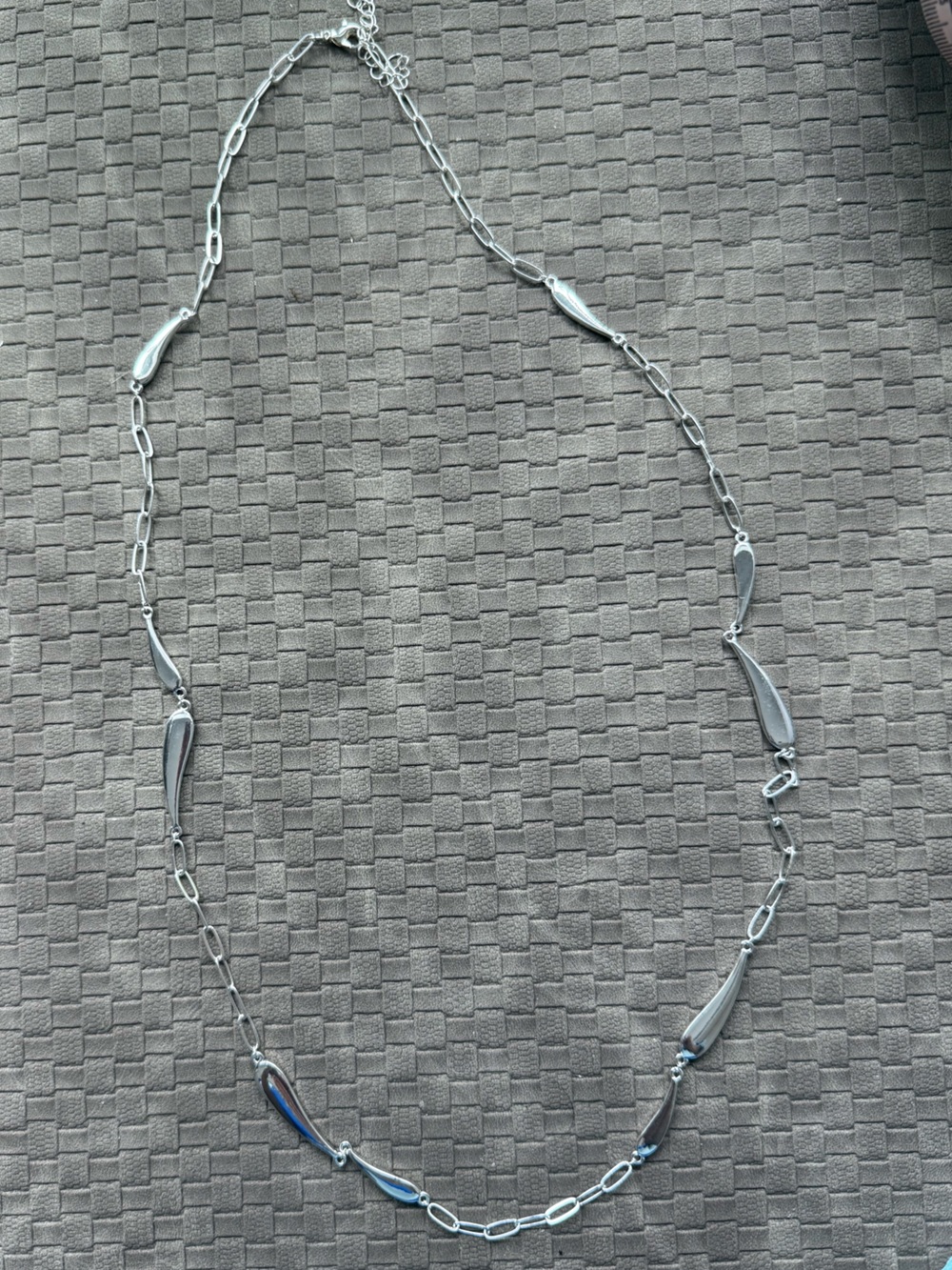 Danecraft Silver Tone Long Link Necklace‎ - Silver NEW